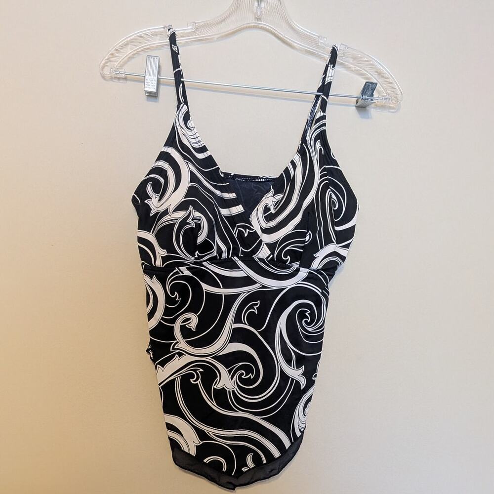 Caribbean Joe 2000s Retro Black/White Swirl Bikini Top With Sheer Underlining